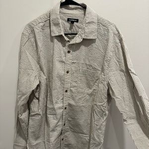 Express Seersucker Button-Up Shirt